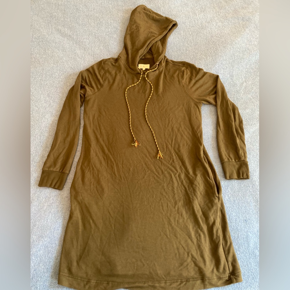 Lou & Grey green sweatshirt dress